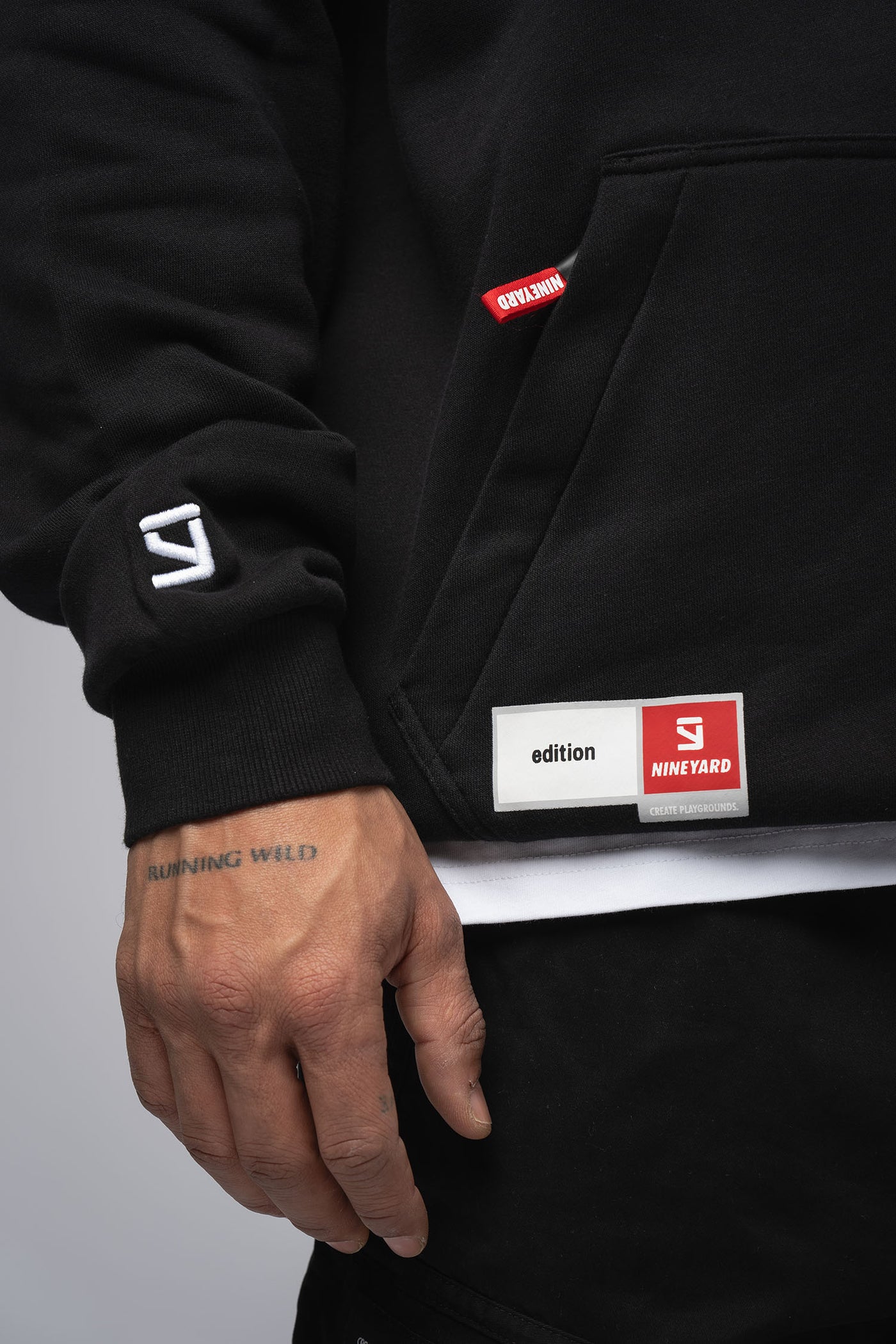 EDT. Oversize Hoodie black