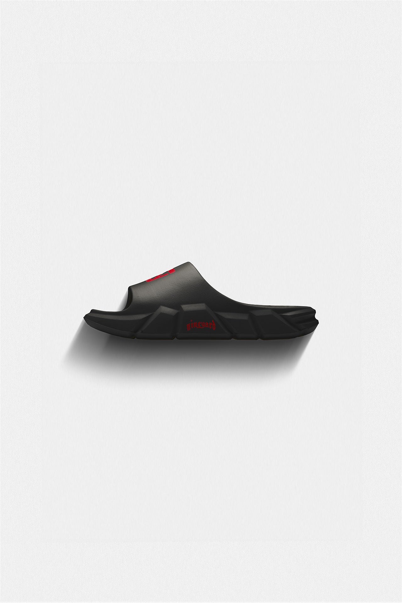 Nineyard Slides – Black / Red