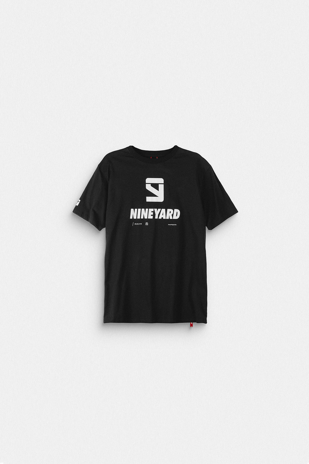 ★SATUR★Classic Small Logo T-Shirt MUSINSA | SATUR Classic Small Logo Short-Sleeved T-Shirt